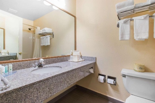 Quality Inn & Suites Crescent City Redwood Coast image 22